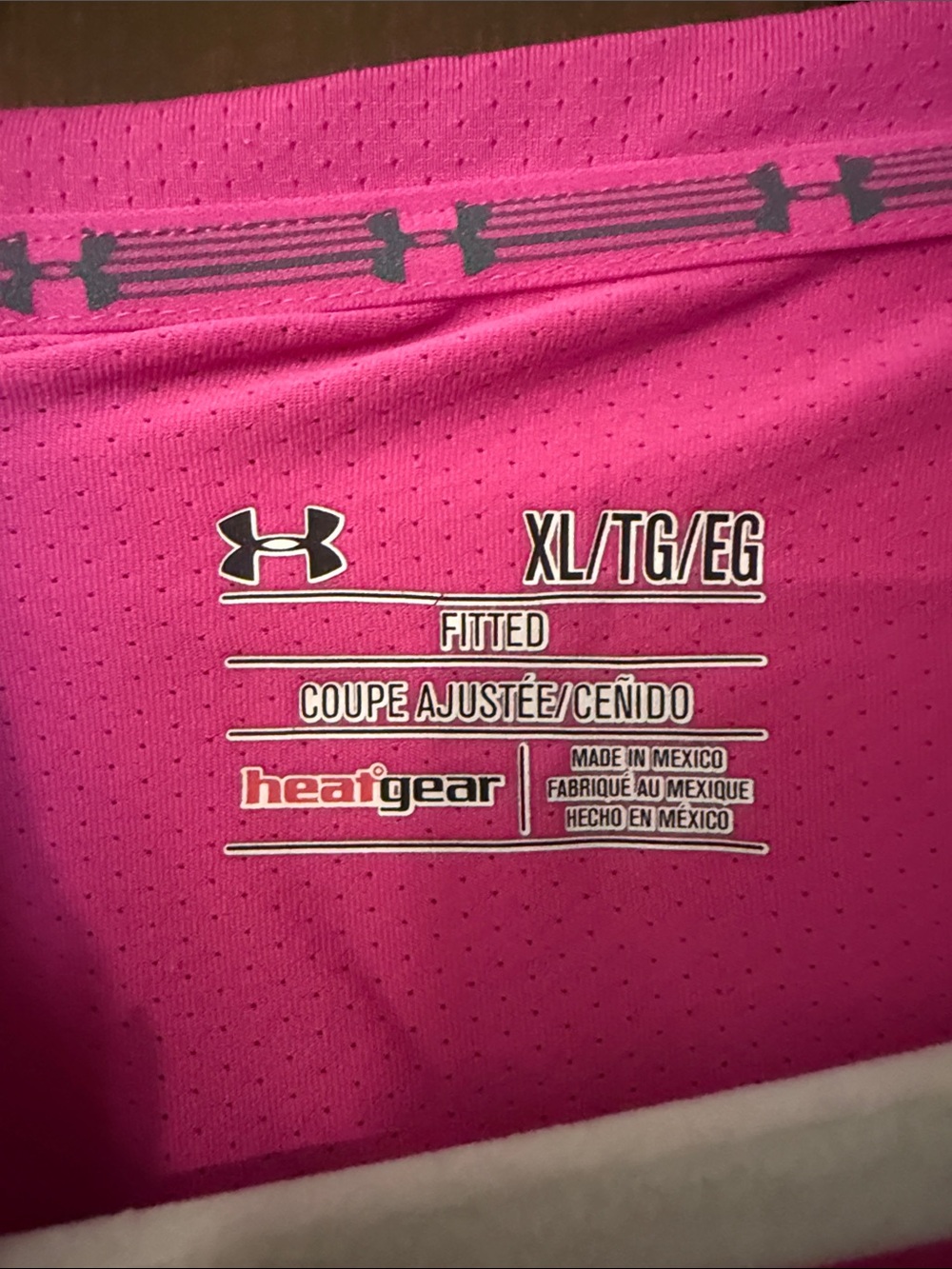 Under Armour Women’s Hot Pink Long-Sleeve V-Neck Performance Top - Picture 2 of 4